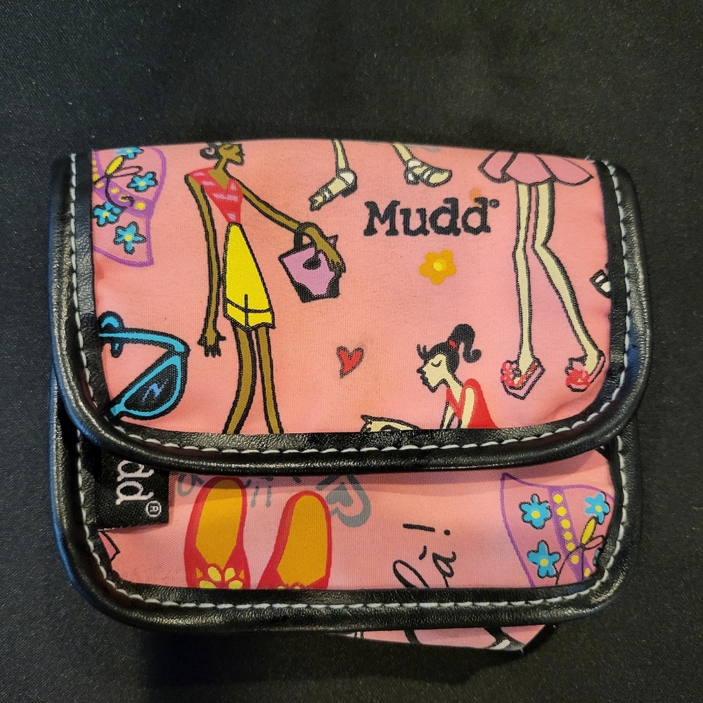 Mudd Pink Fashion Graphic Wallet